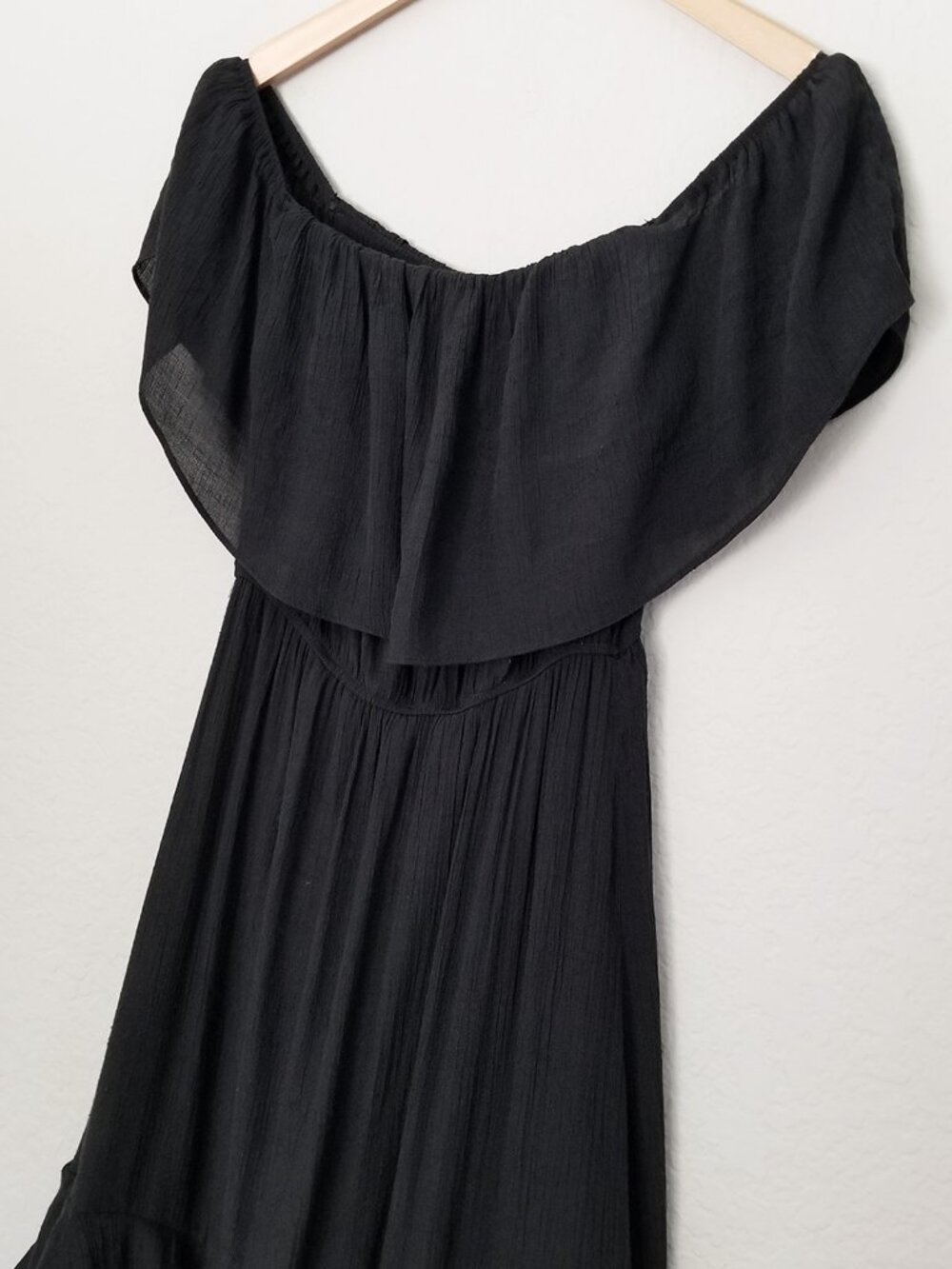 T By Talia Black Off Shoulder Ruffle Slits Long Maxi Dress M Gauze Summer Fairy - Picture 10 of 13